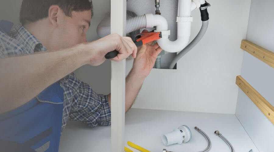 Professional expert plumbing services in Warbranch, KY